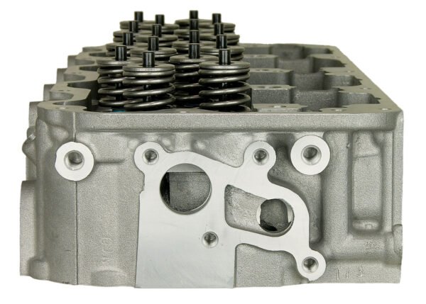 Chevrolet/GMC 6.6 V8L Remanufactured Cylinder Head – 2001-2004 DURAMAX - Image 3